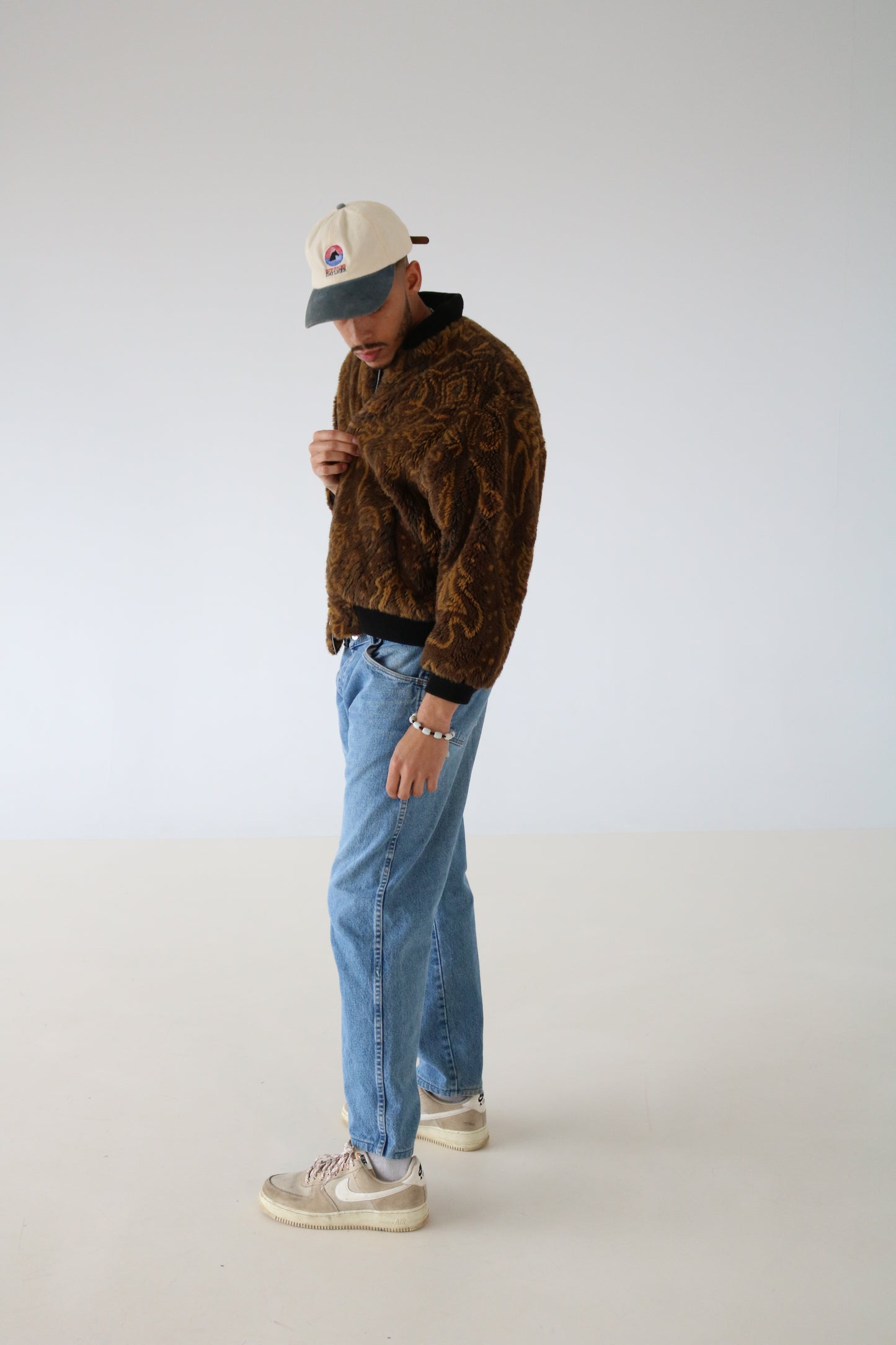 MANTEAU DE FOURRURE À MOTIFS