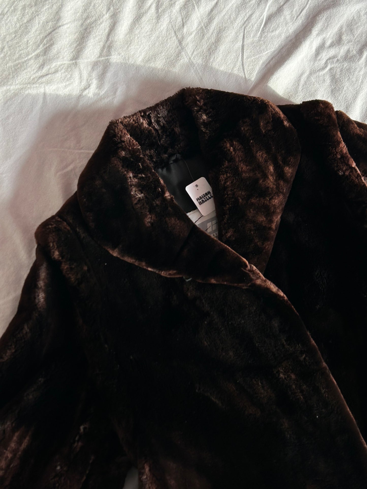 MANTEAU DE FOURRURE ACAJOU