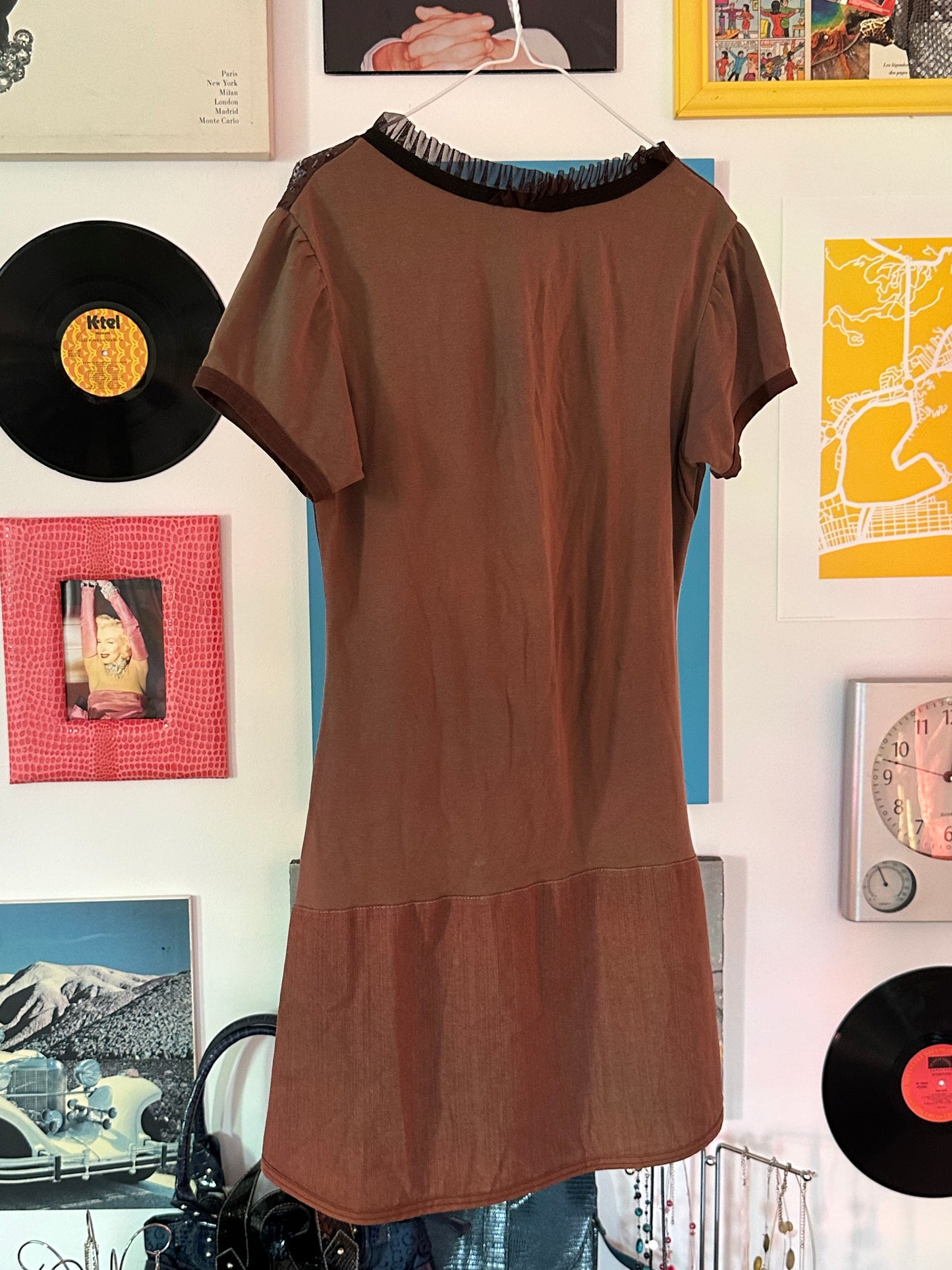 ROBE DE TA PROF D'ART