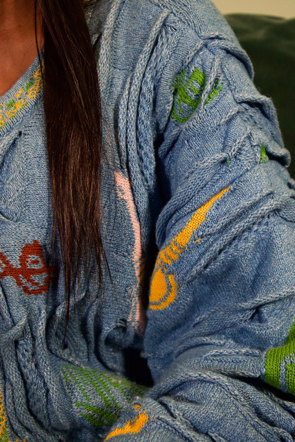 VESTE EN TRICOT BLEU TEXTURÉE