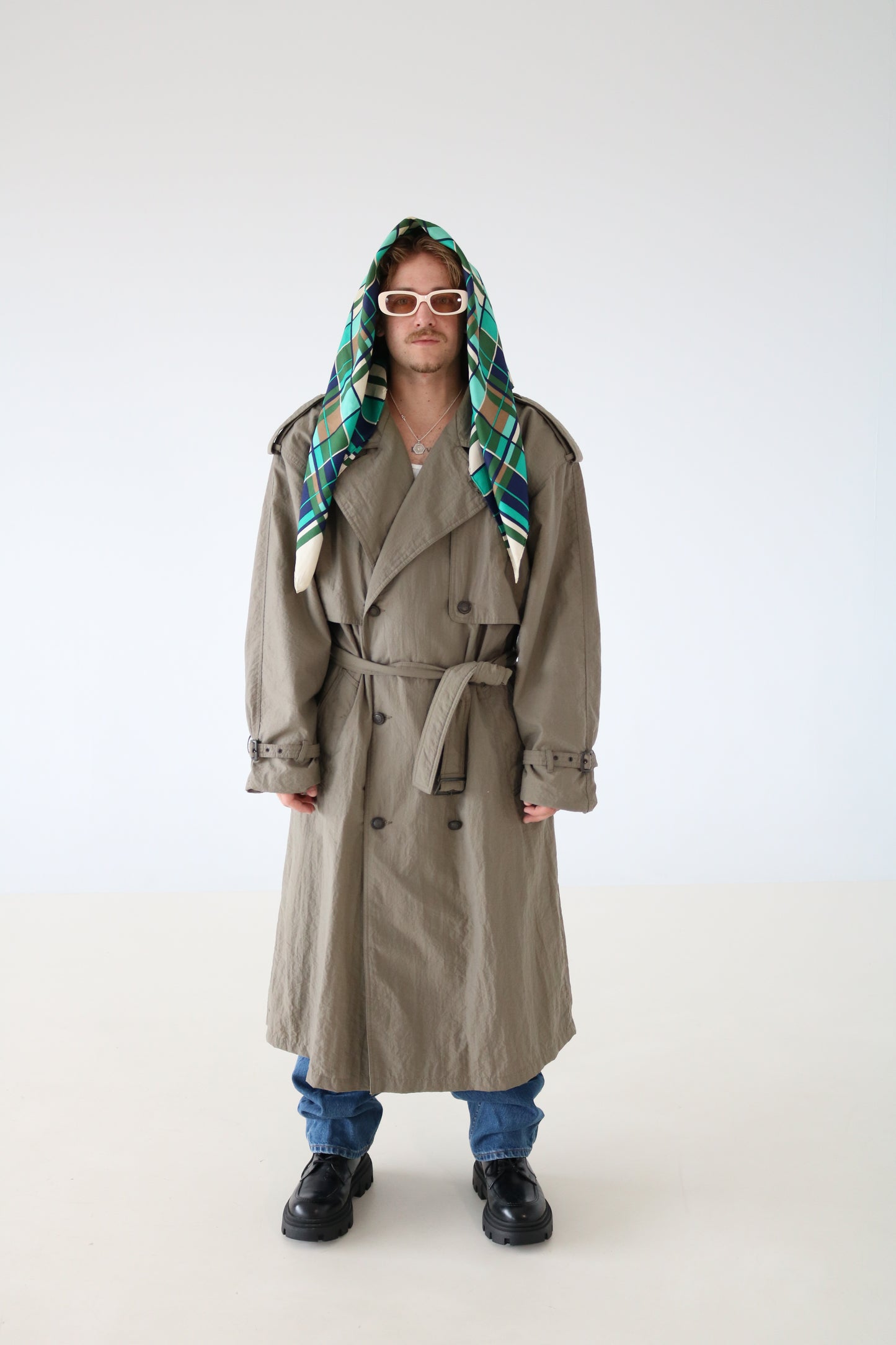 TRENCH COAT BEIGE