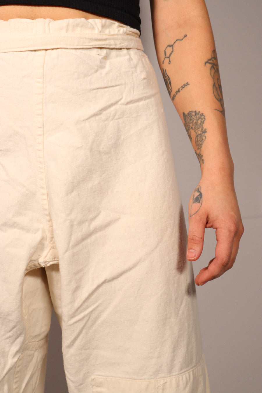PANTALON CRÈME PORTEFEUILLE
