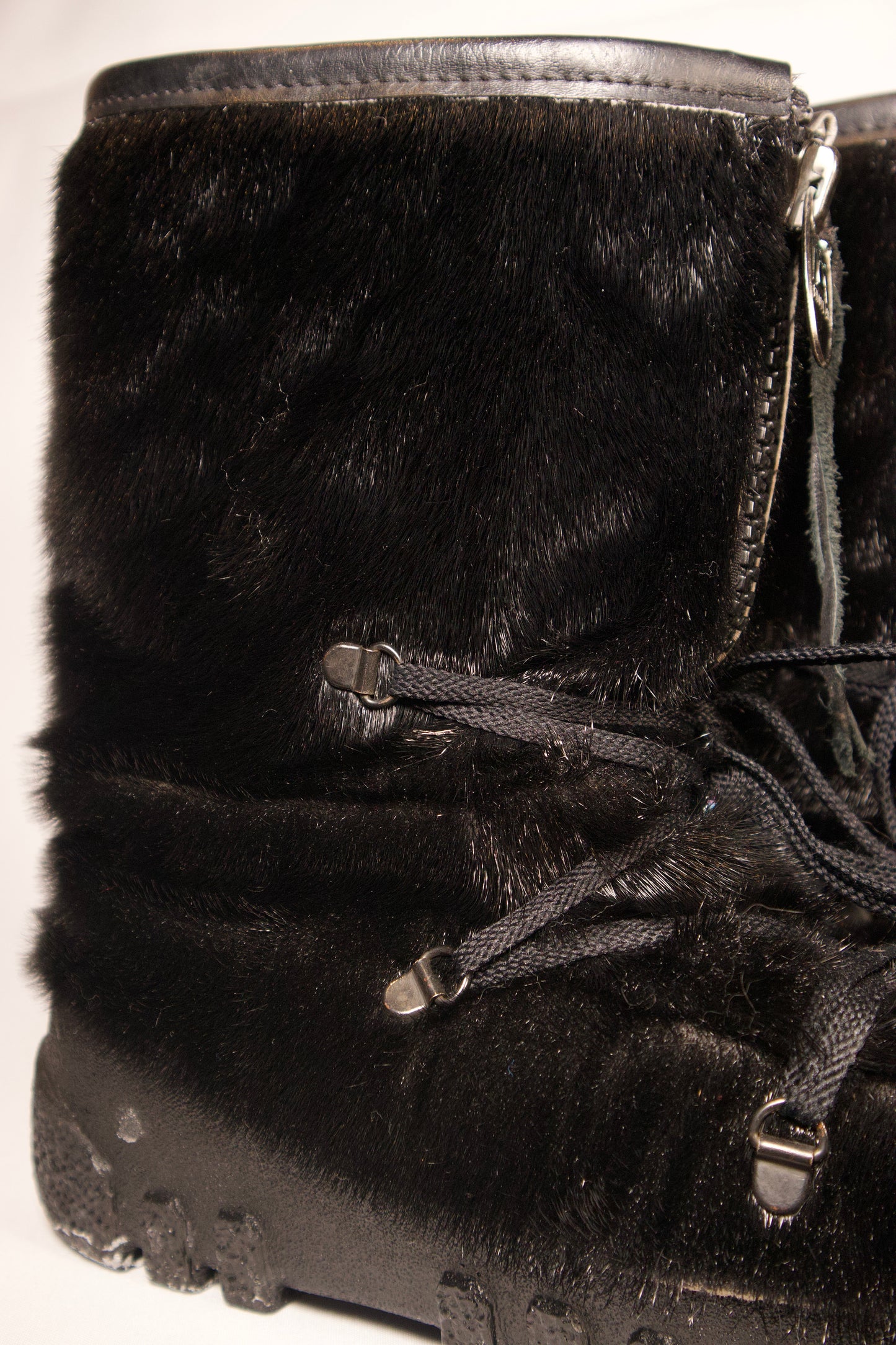 BOTTES DE POIL NOIR