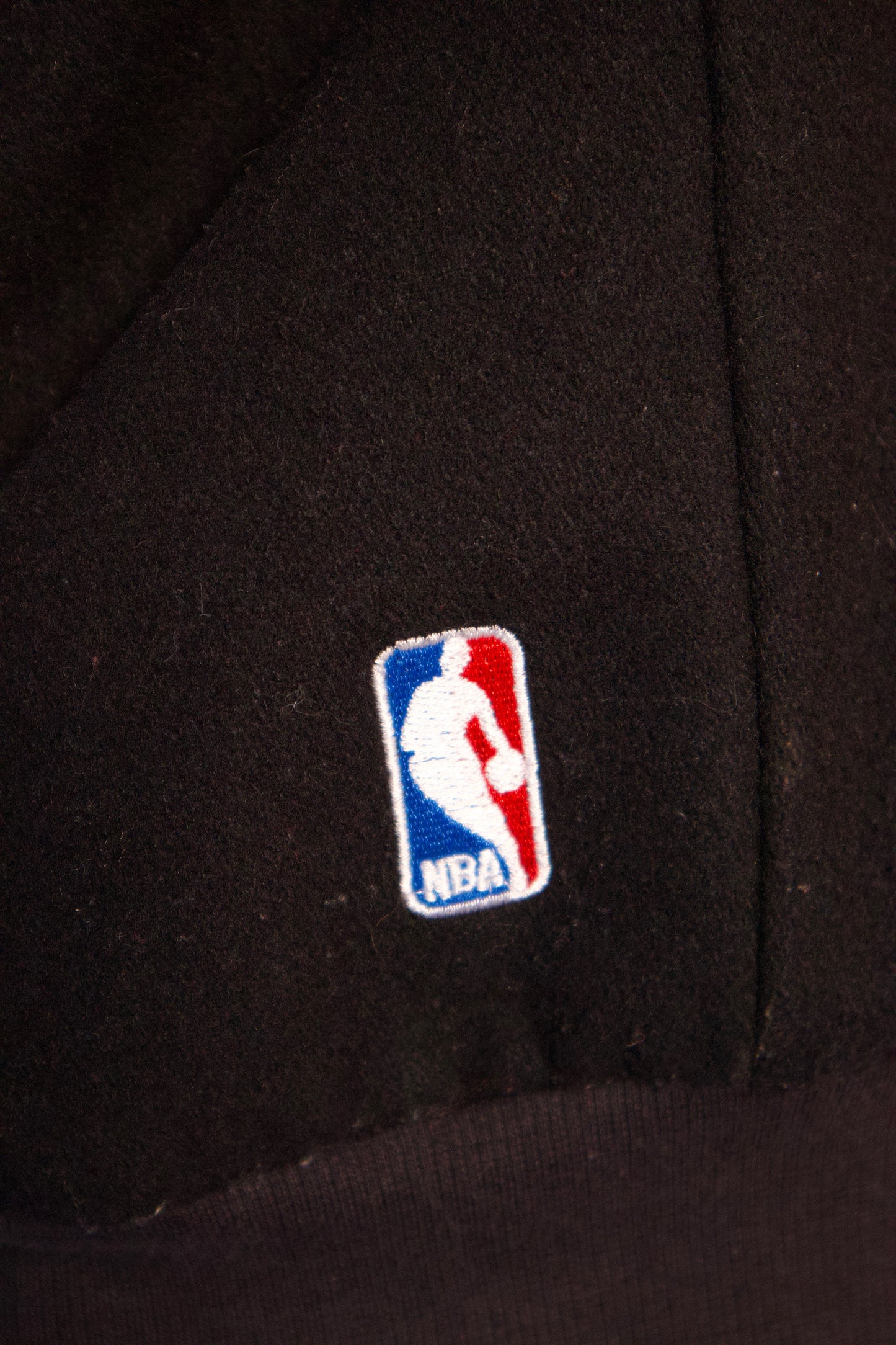 VESTE VARSITY NOIR ET BLANC