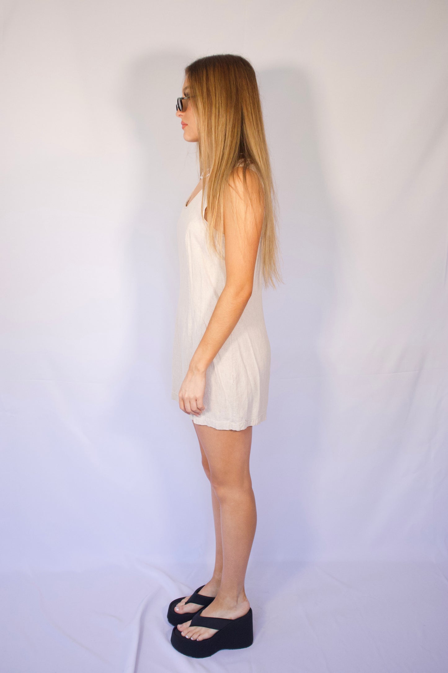 ROBE BEIGE EN TOILE