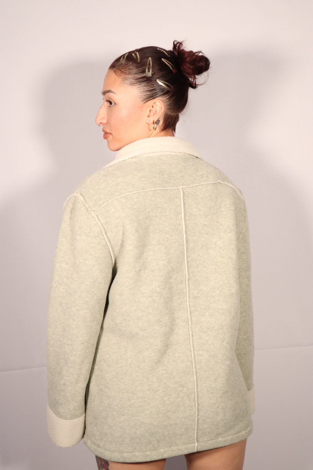 VESTE GRISE EN MOLLETON