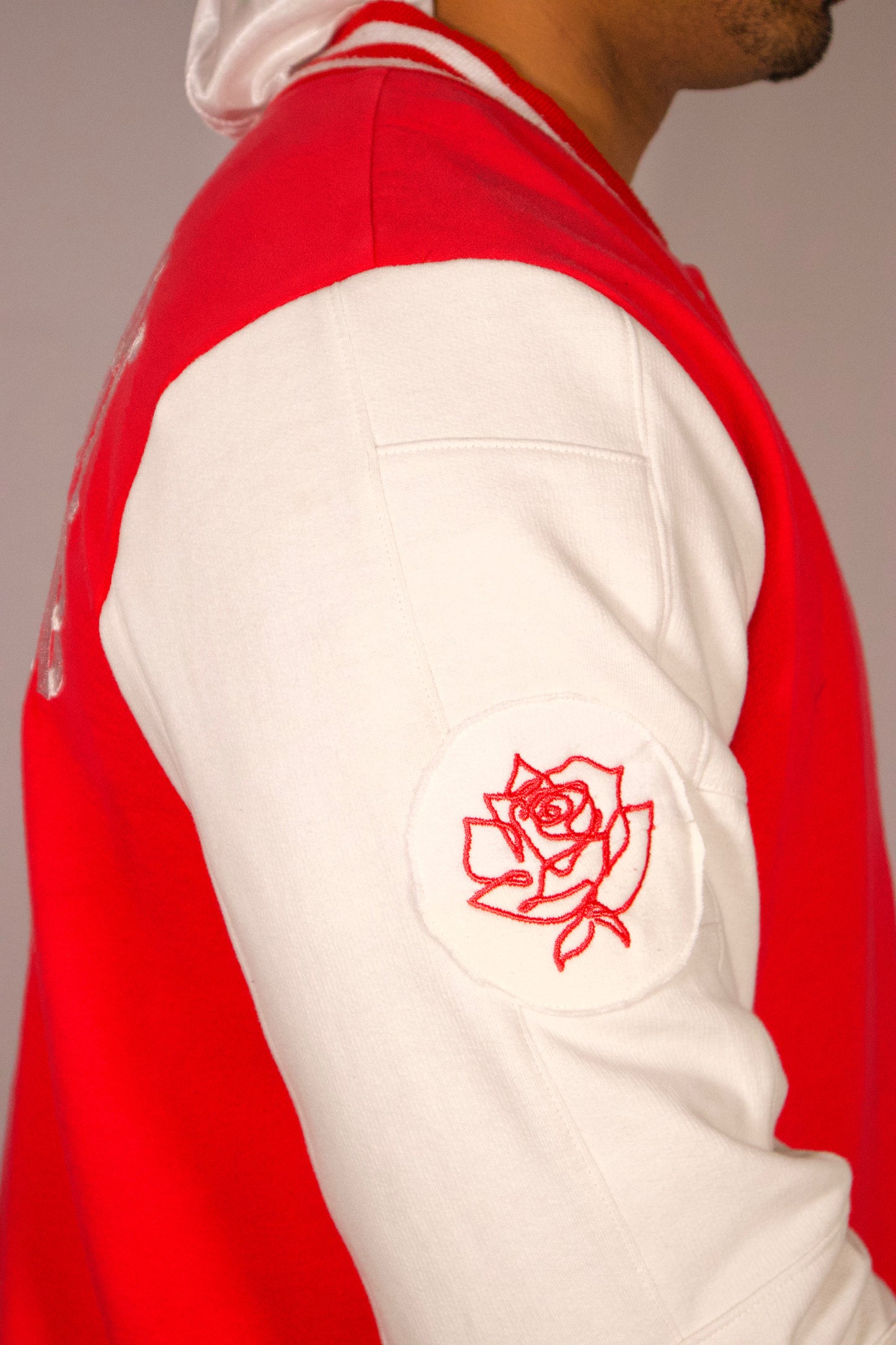 VESTE VARSITY ROUGE ET BLANC