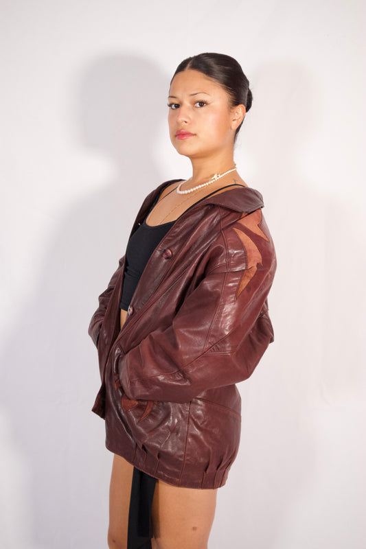 MANTEAU EN CUIR BRUN DÉTAILS EN SUÈDE