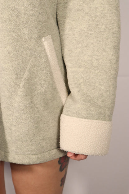 VESTE GRISE EN MOLLETON