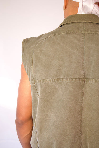 VESTE SANS MANCHES VERT KAKI