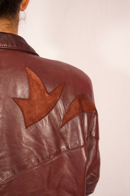 MANTEAU EN CUIR BRUN DÉTAILS EN SUÈDE