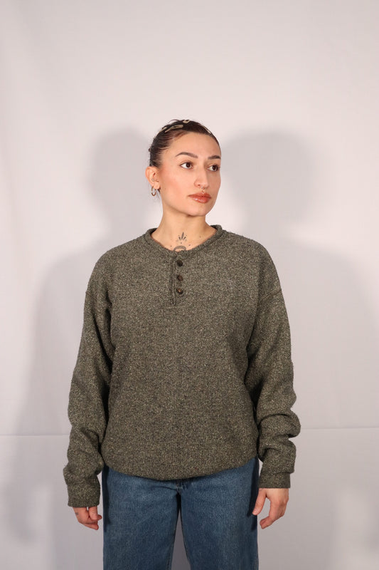CHANDAIL EN TRICOT GRIS