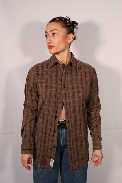CHEMISE BRUNE À CARREAUX