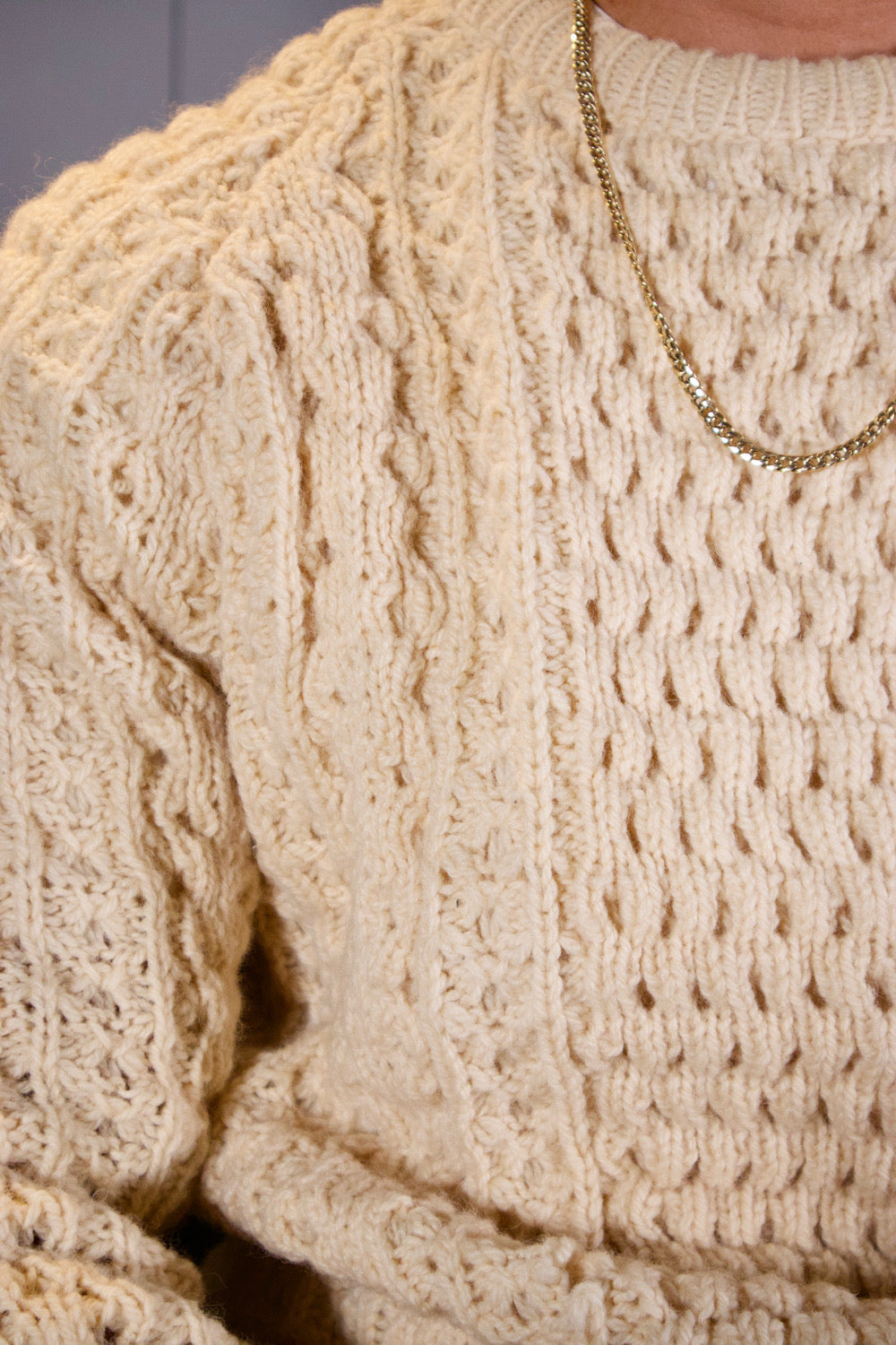 GRAND CHANDAIL EN TRICOT BEIGE