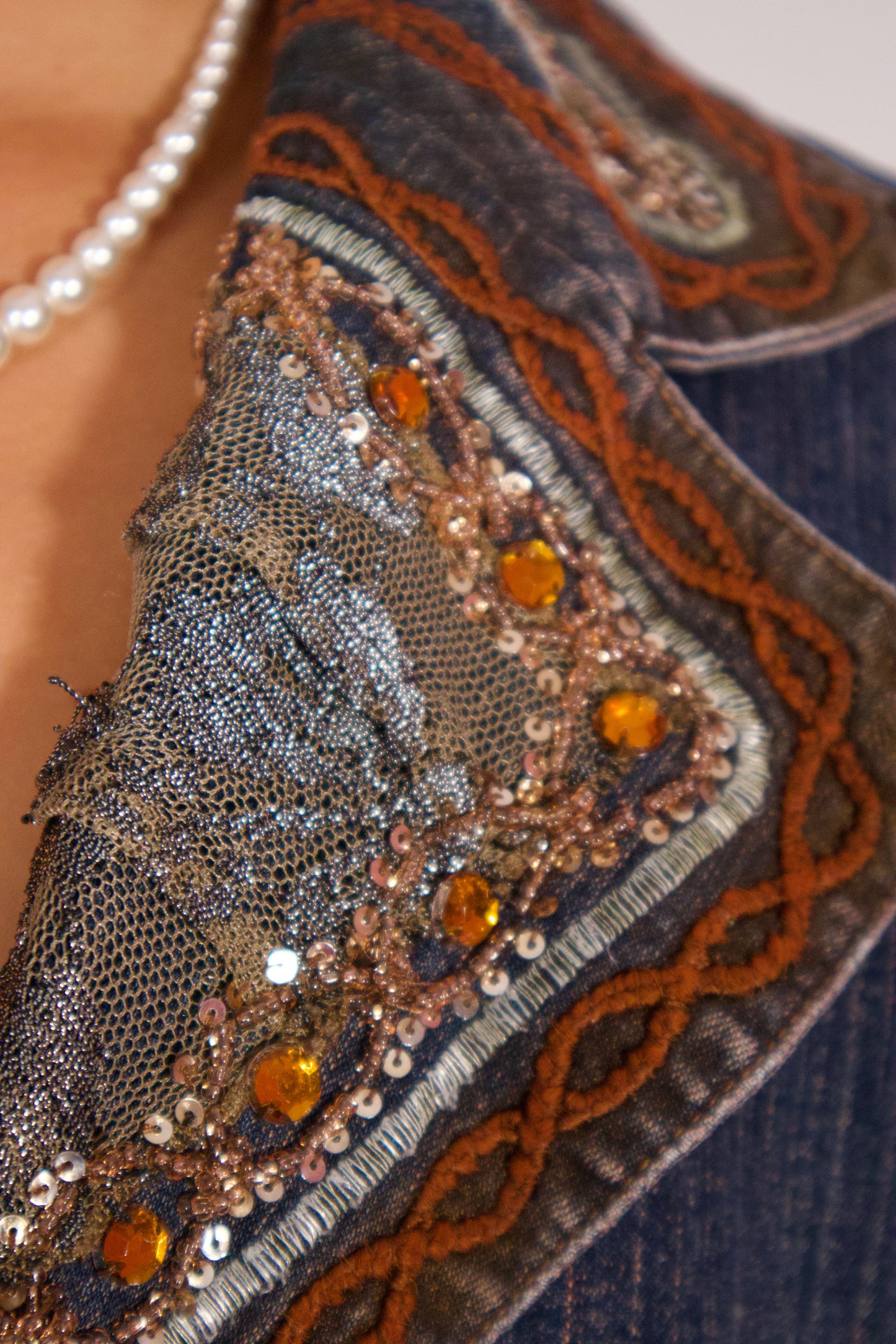 VESTE EN JEANS A PAILETTES