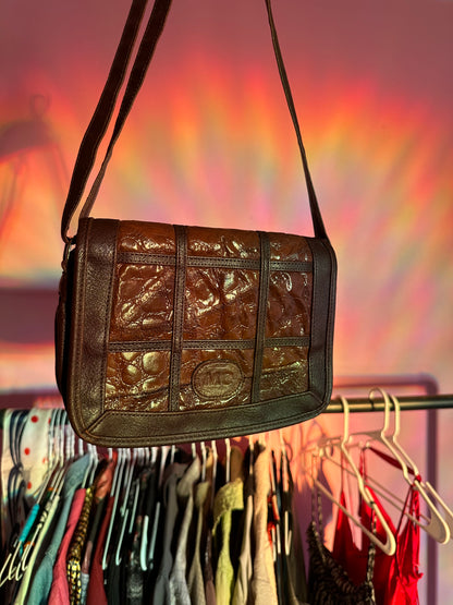 SAC À MAIN EN CUIR LUSTRÉ