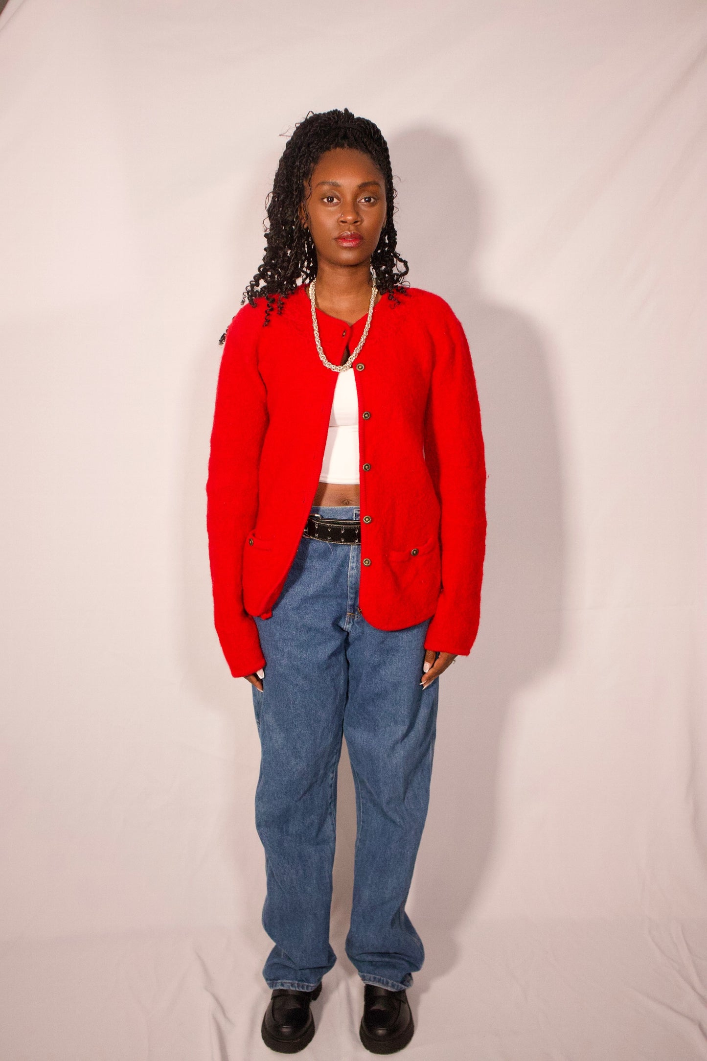 VESTE EN TRICOT DE LAINE ROUGE