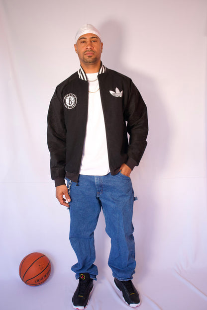 VESTE VARSITY NOIR ET BLANC