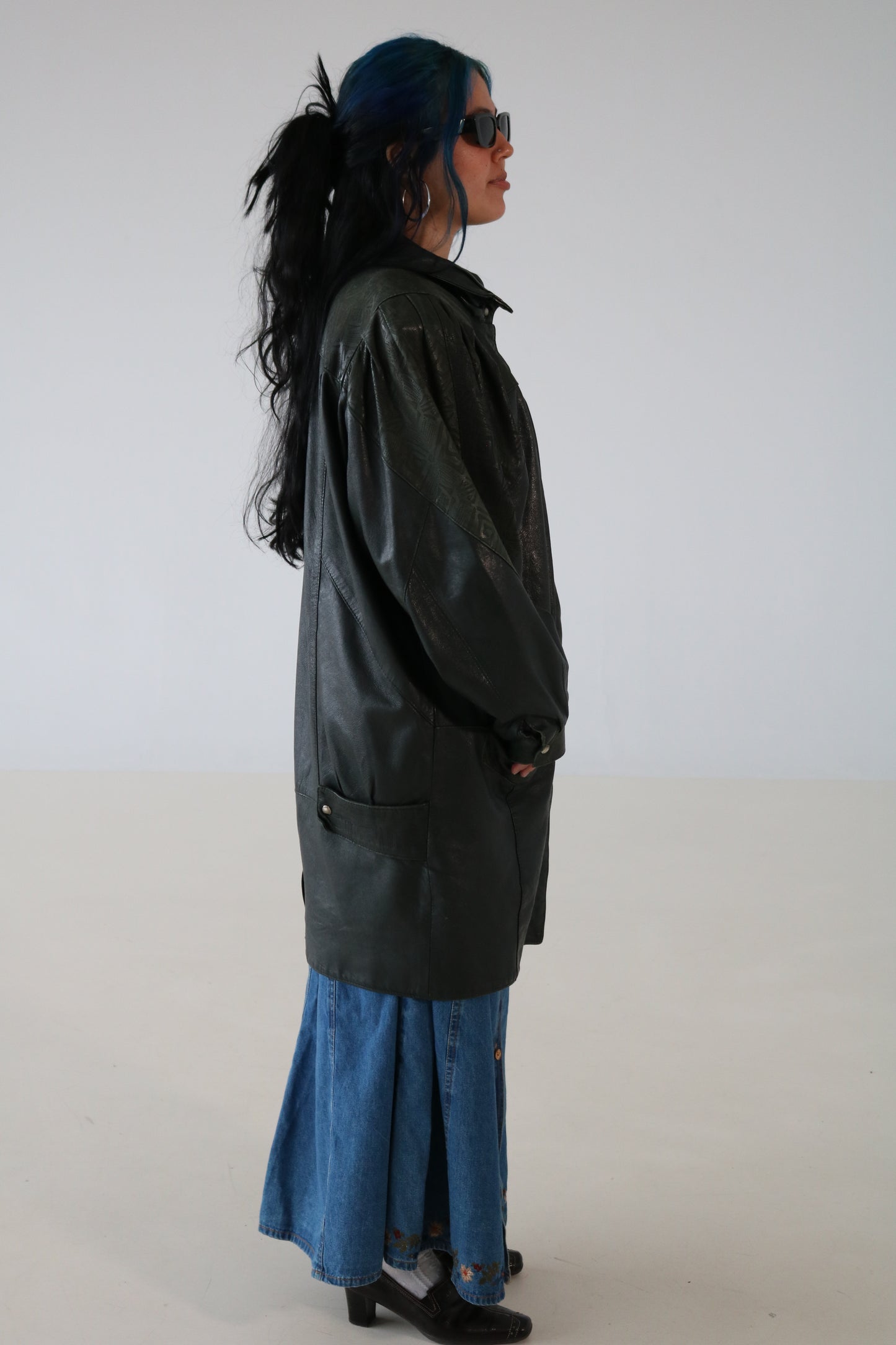 MANTEAU DE CUIR VERT