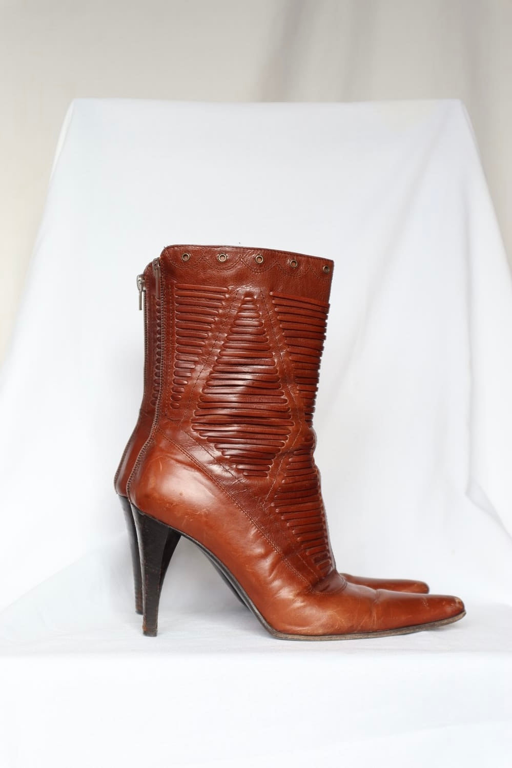 BOTTINES À TALONS CUIR NOISETTE