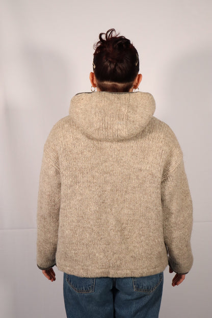 VESTE EN TRICOT DE LAINE GREIGE