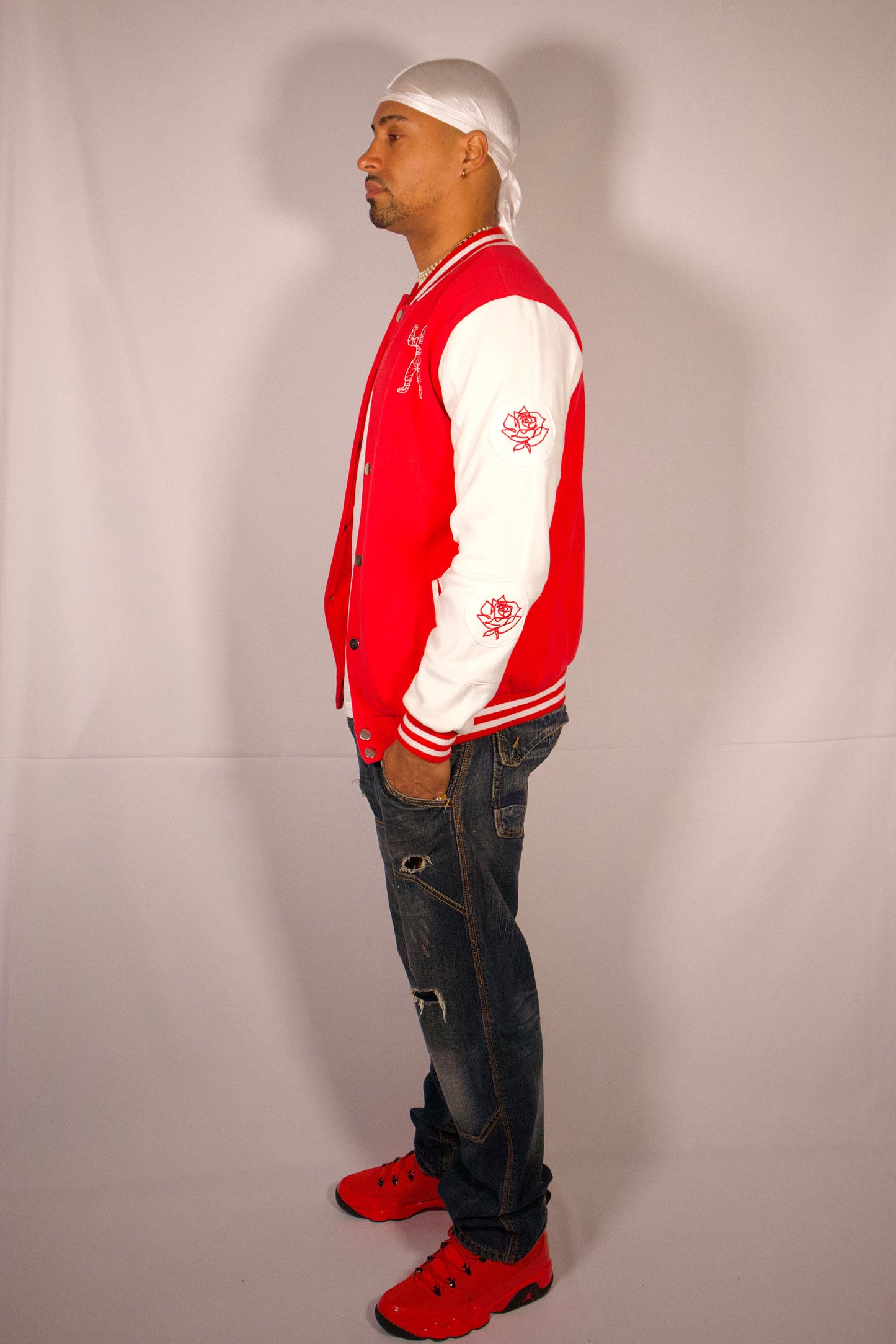 VESTE VARSITY ROUGE ET BLANC
