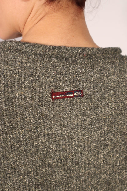 CHANDAIL EN TRICOT GRIS