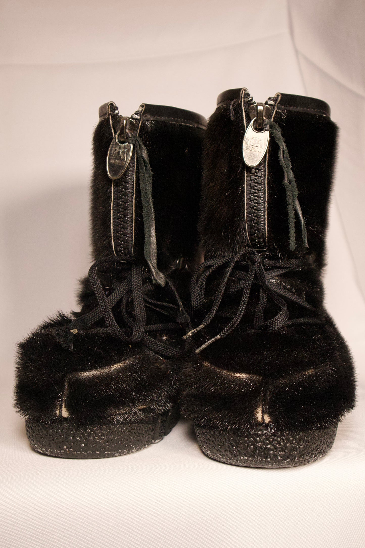 BOTTES DE POIL NOIR