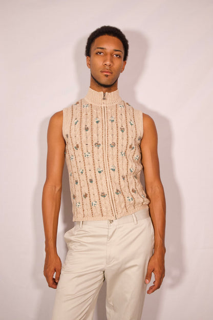 VESTE SANS MANCHES AVEC FLEURS BRODÉS