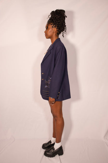 VESTON BLEU MARIN ET DÉTAILS OR