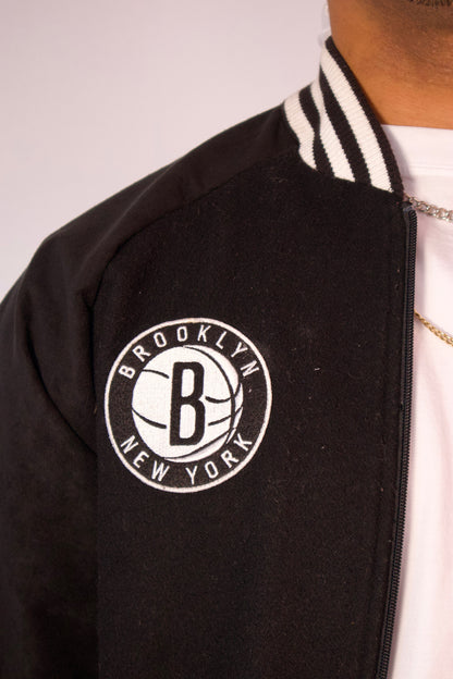 VESTE VARSITY NOIR ET BLANC