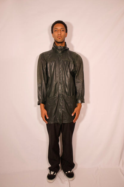 MANTEAU LONG DE CUIR VERT