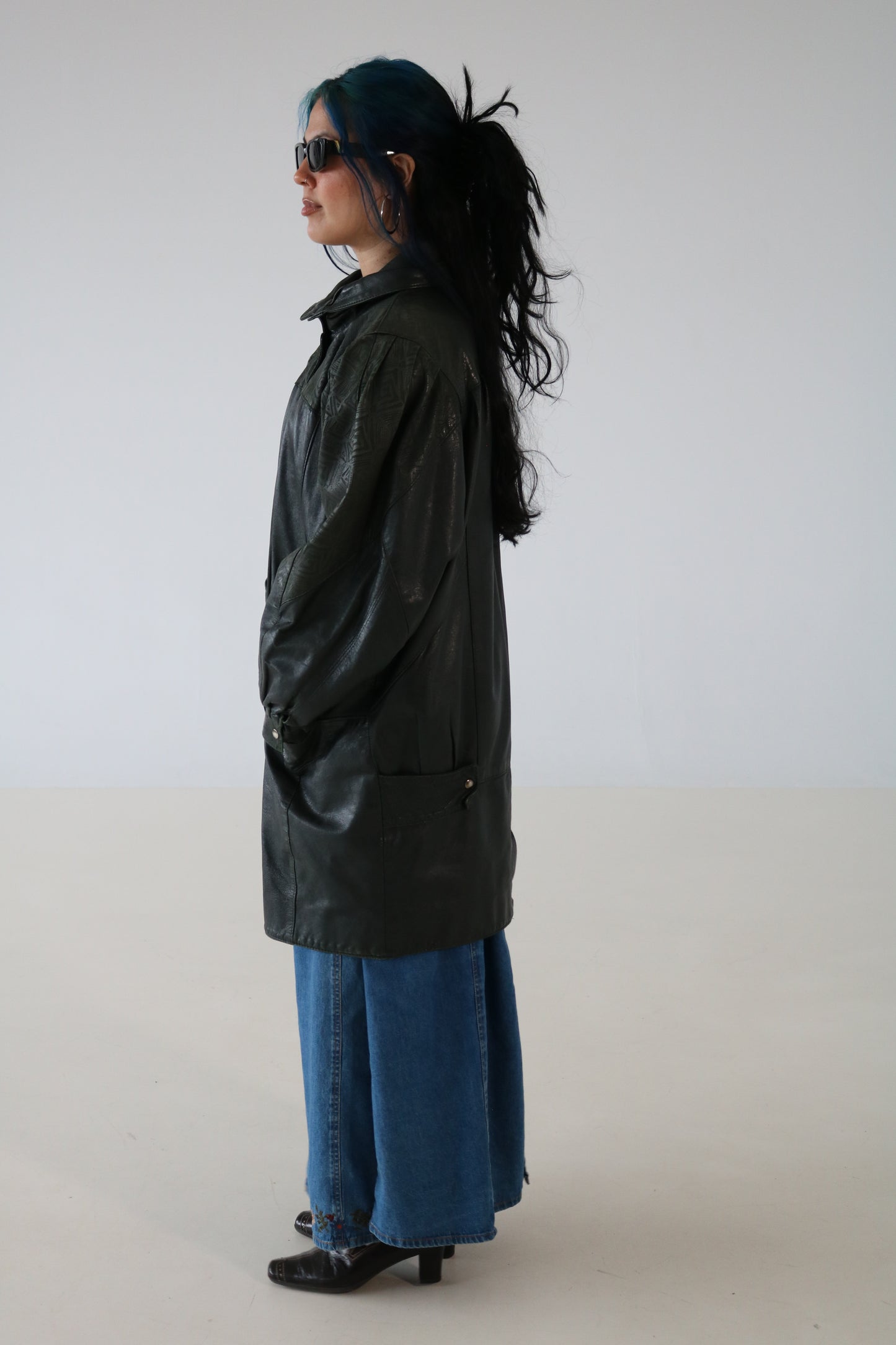 MANTEAU DE CUIR VERT