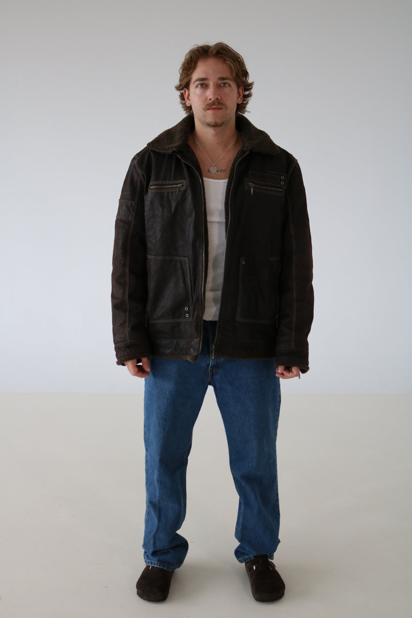 MANTEAU DE CUIR BRUN