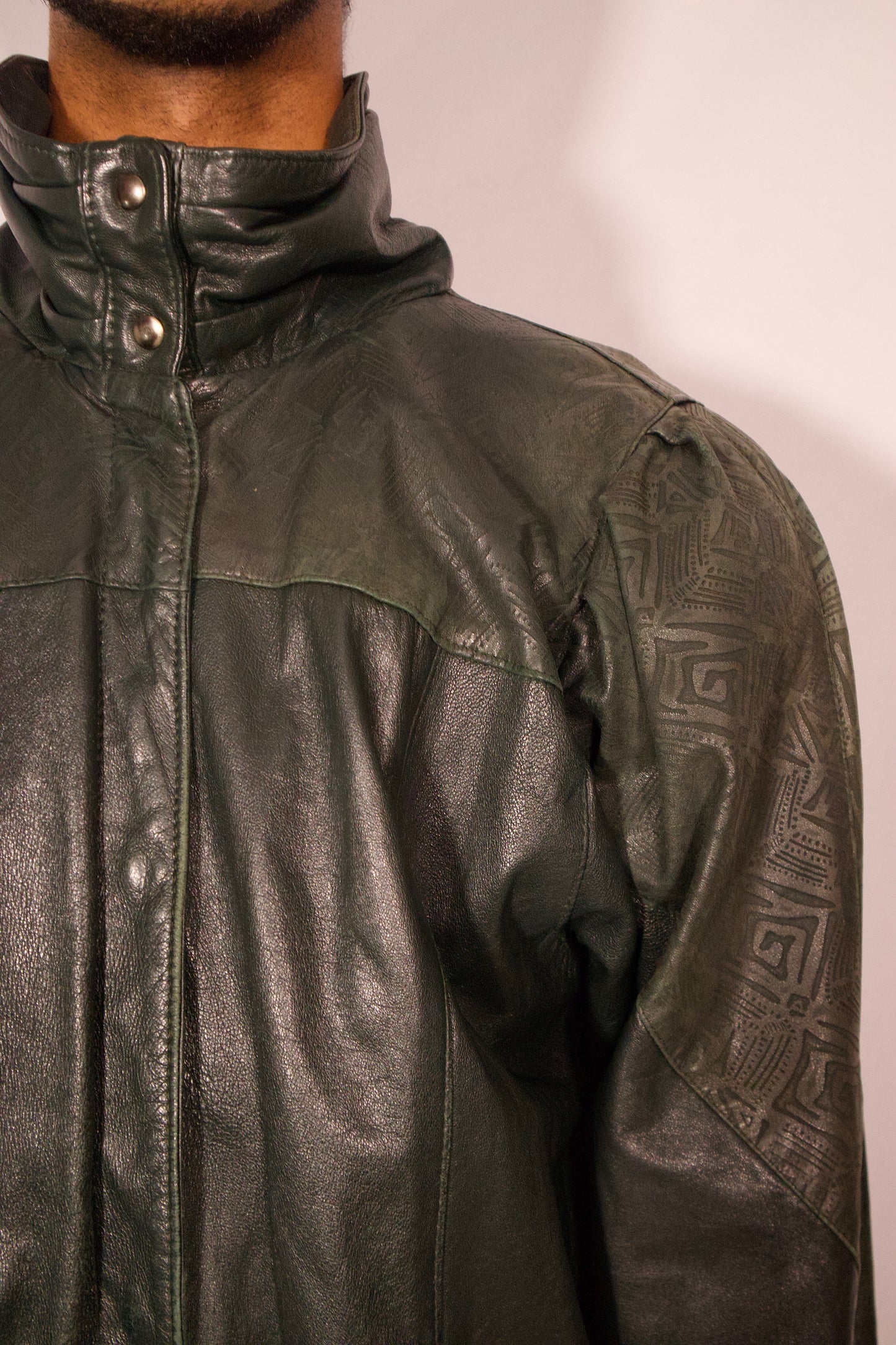 MANTEAU LONG DE CUIR VERT