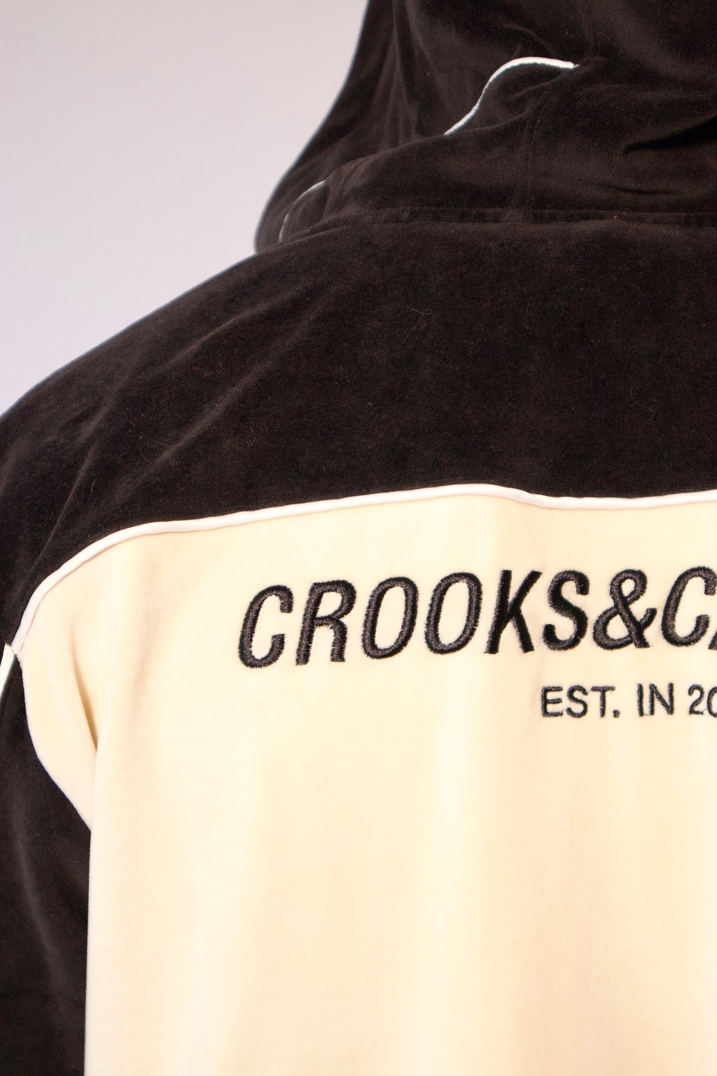 VESTE EN VELOURS BEIGE ET NOIR