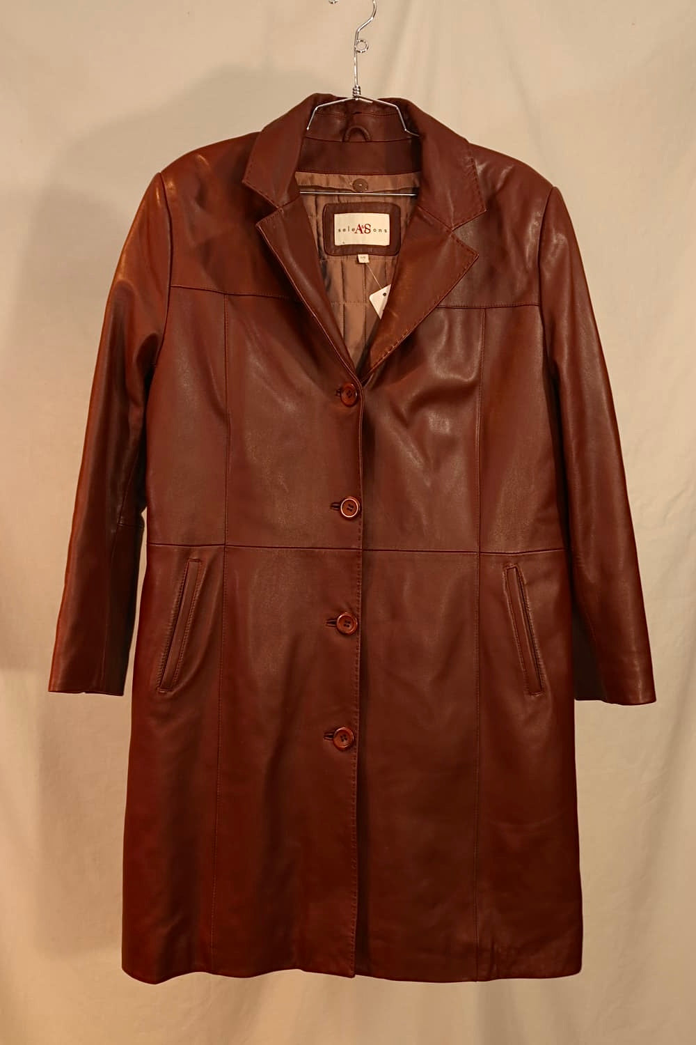 MANTEAU DE CUIR NOISETTE