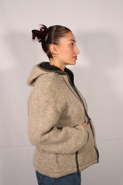 VESTE EN TRICOT DE LAINE GREIGE