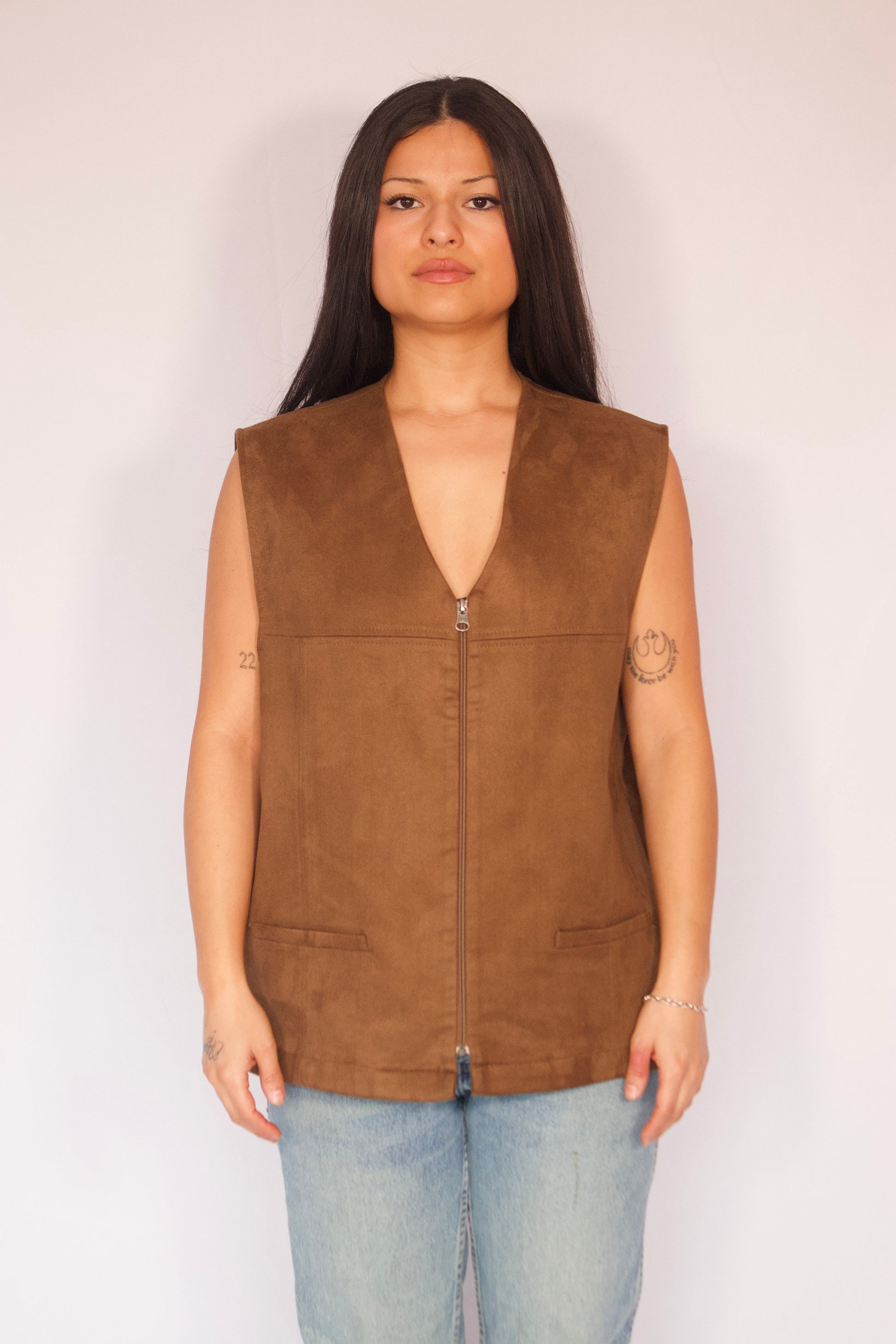 gilet vintage beige sans manches vue de face