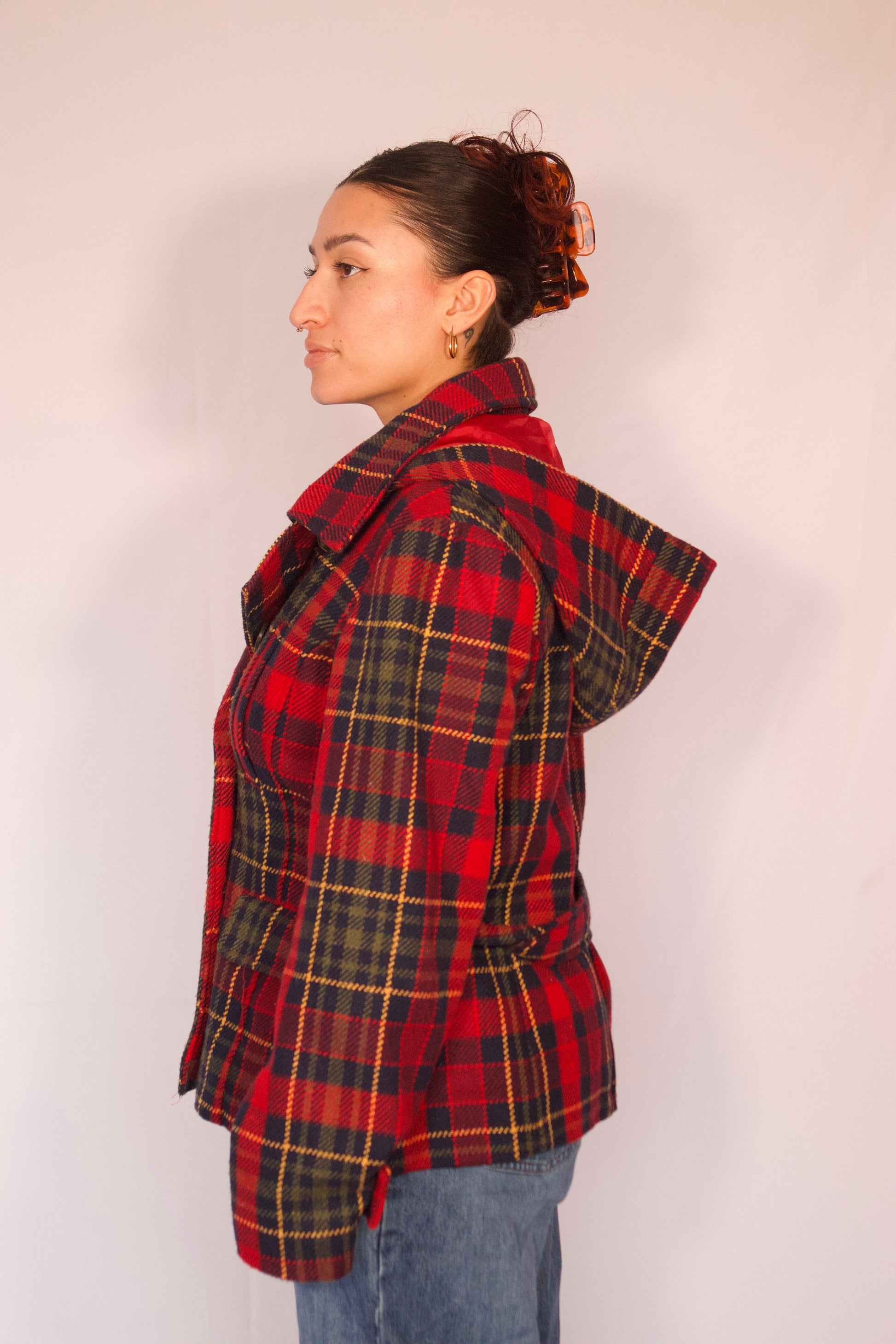 manteau carreaux vintage vue de profil