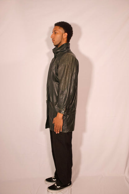 manteau cuir vert vue de profil