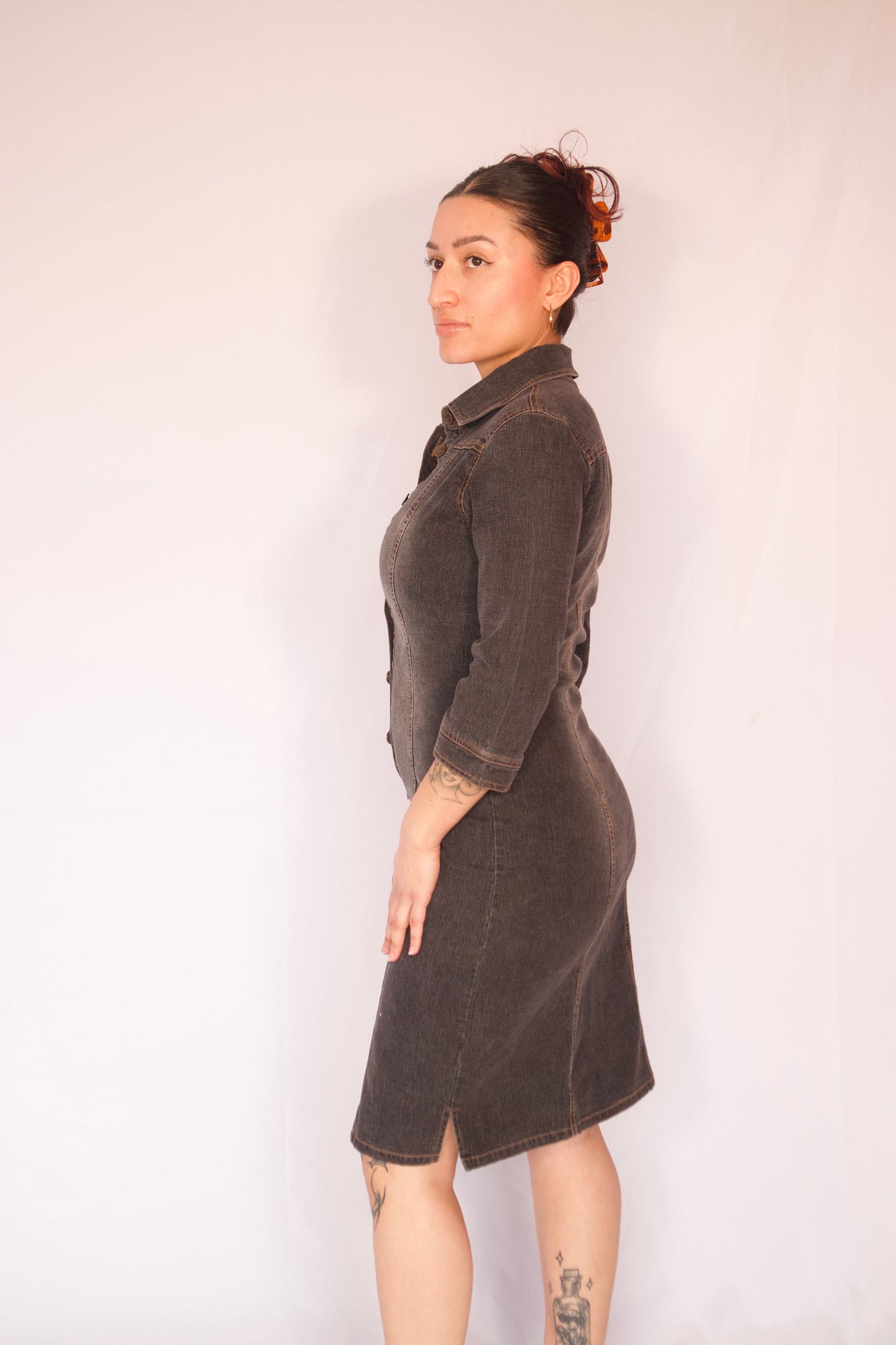 robe denim gris coupe ajustée vue de profil
