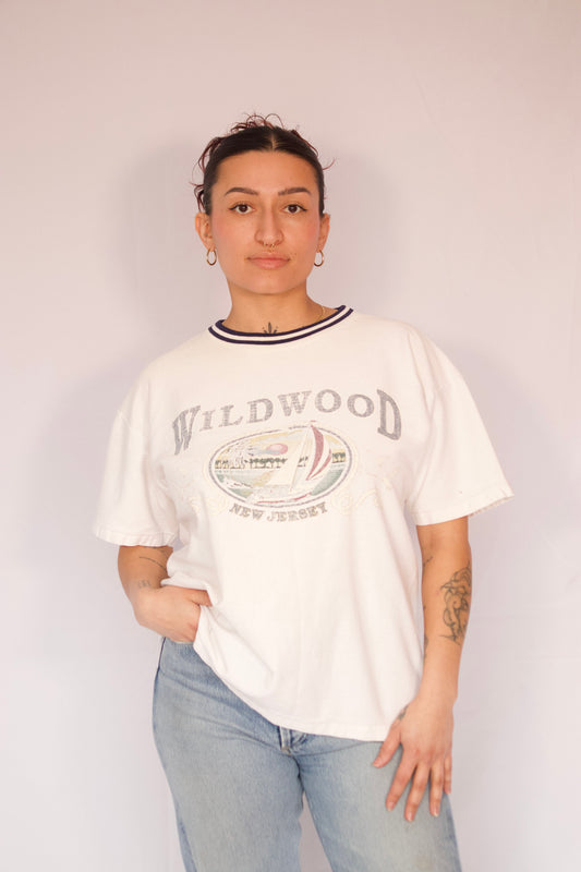 t-shirt vintage blanc graphique bord de mer seconde main porté