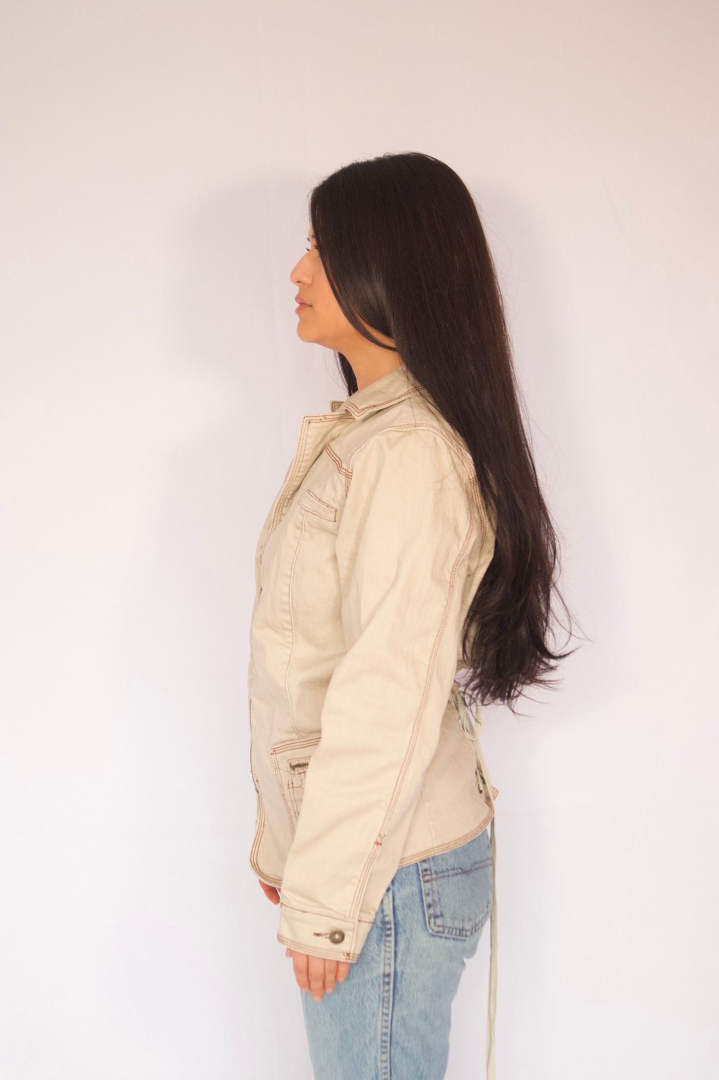veste beige corset vue de profil