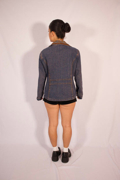 veste denim pailletée vue de dos