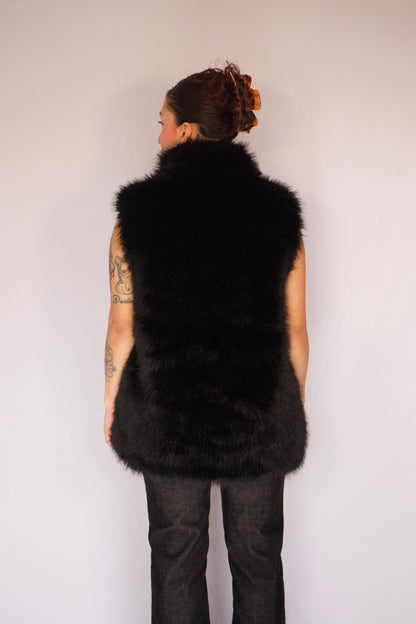 veste faux fur sans manches vue de dos