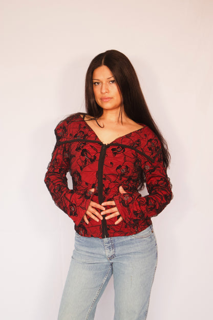 veste mesh rouge motifs floraux noir vintage seconde main portée