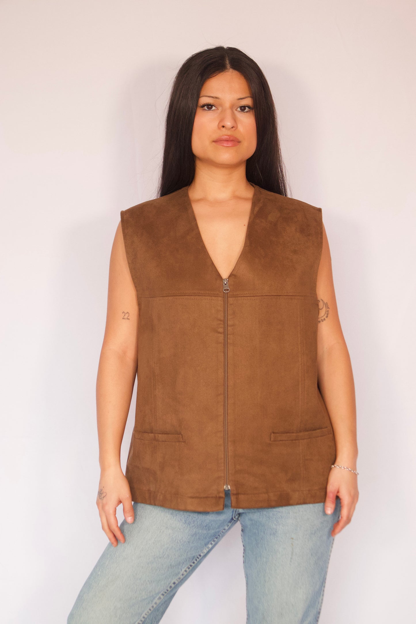 veste sans manches suède beige vintage seconde main portée