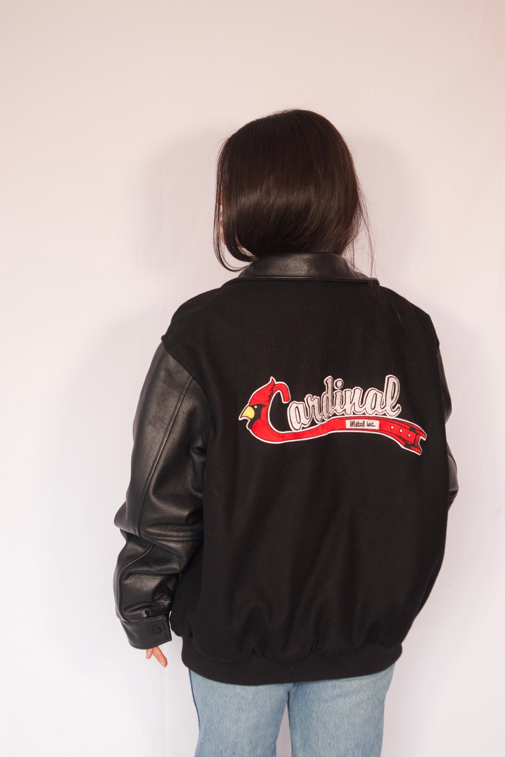 veste varsity vue de dos avec logo