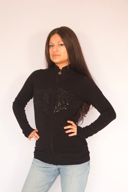 veste zippée noire Karv Y2K ajustée portée